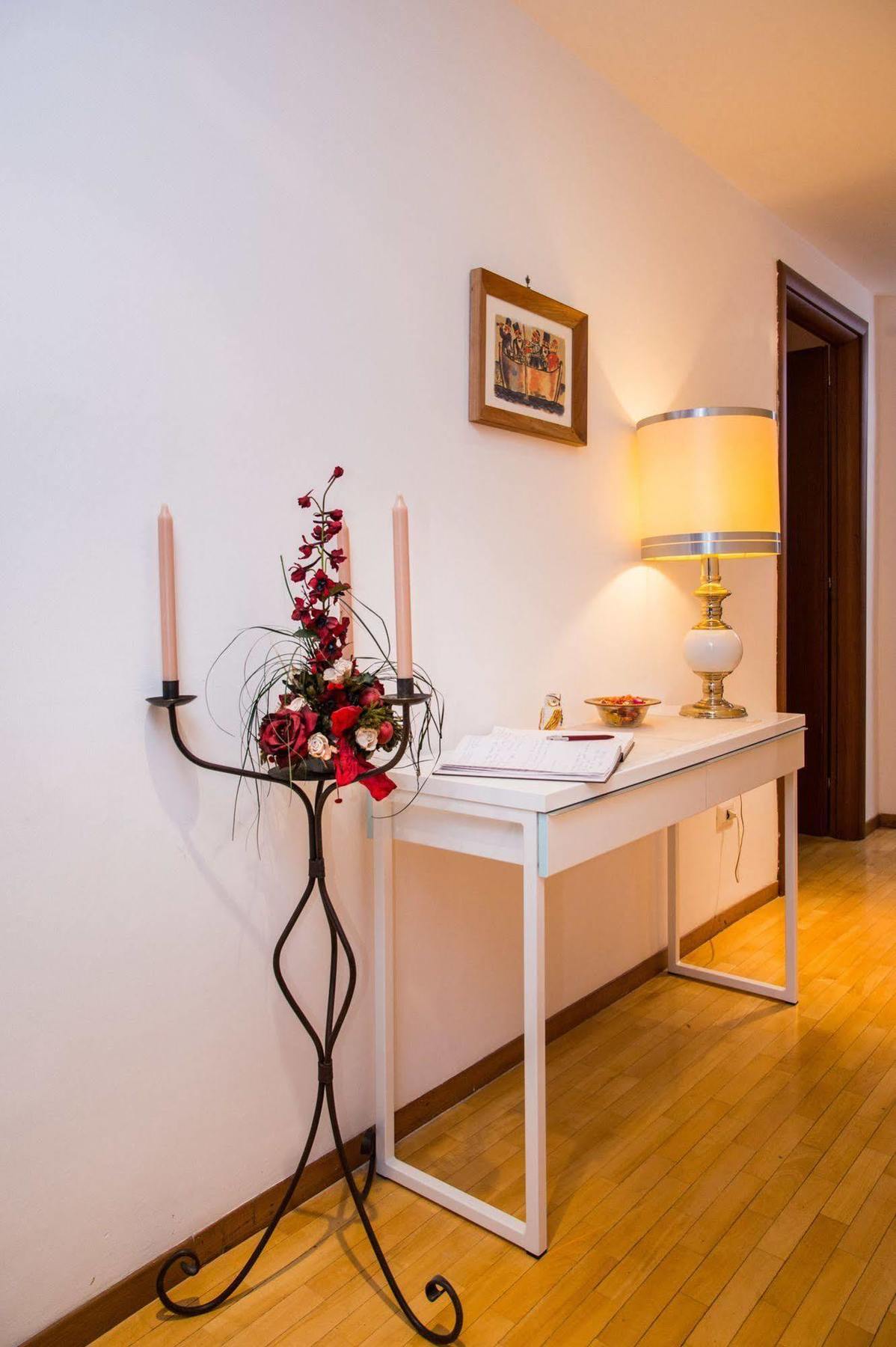 Eternal Bed and breakfast 2*